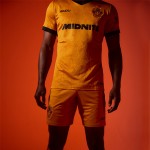 Damen Wolverhampton Wanderers 2026/27 Heimshorts - Gold Damen Wolverhampton Wanderers 2026/27 Heimshorts - Gold