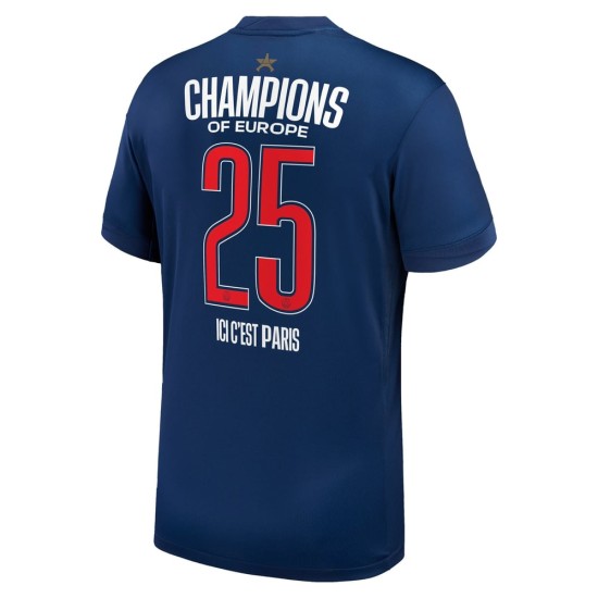 Kinder PSG 2024/25 Heim Sammlertrikot – Champions of Europe 2025