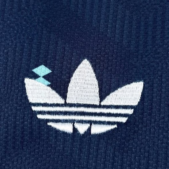 Damen 1. FC Köln 2025/26 Spezial Langarmtrikot Damen 1. FC Köln 2025/26 Spezial Langarmtrikot