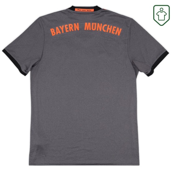 Herren Bayern München 2016/17 Auswärts-Retro-Trikot Herren Bayern München 2016/17 Auswärts-Retro-Trikot