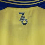 Herren Southampton Saison 2025/26 50-jähriges Jubiläum Trikot Herren Southampton Saison 2025/26 50-jähriges Jubiläum Trikot