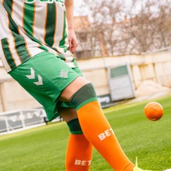 Kinder Real Betis 2025/26 Forever Green Shorts