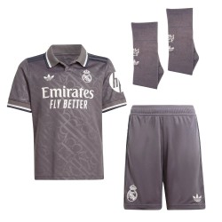 Kinder Real Madrid 2024/25 Dritte Kit Kinder Real Madrid 2024/25 Dritte Kit