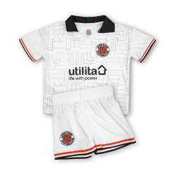 Kind Luton Town 2024/25 Dritt Kit
