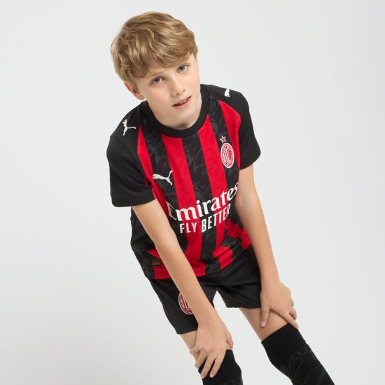 Kinder Milan 2025/26 Heimset Kinder Milan 2025/26 Heimset