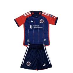 Kinder New England Revolution 2025 Heim Kit Kinder New England Revolution 2025 Heim Kit
